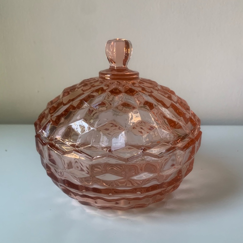 Fostoria depression dish with serrated lid